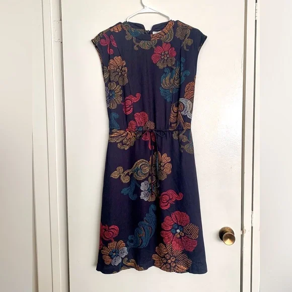 THOUGHT SLEEVELESS  FLORAL DRESS - Picture 2 of 9